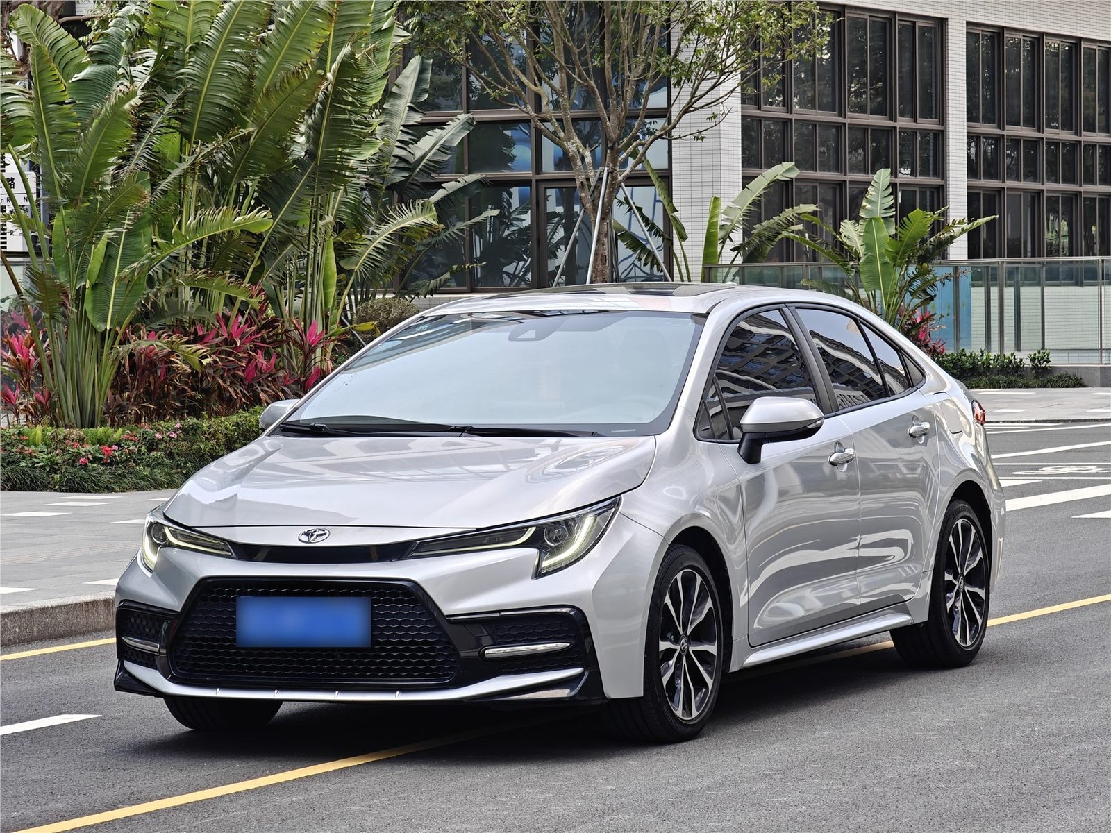 丰田 雷凌 2021款 185T CVT