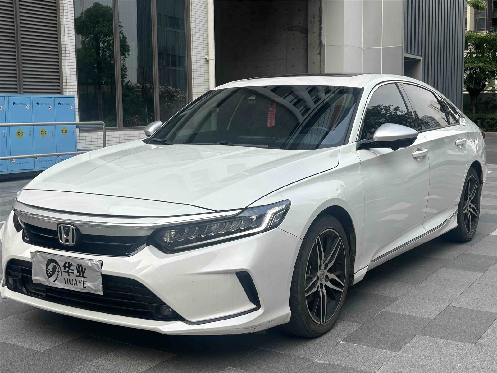 本田 英仕派 2022款 260TURBO 尊贵版