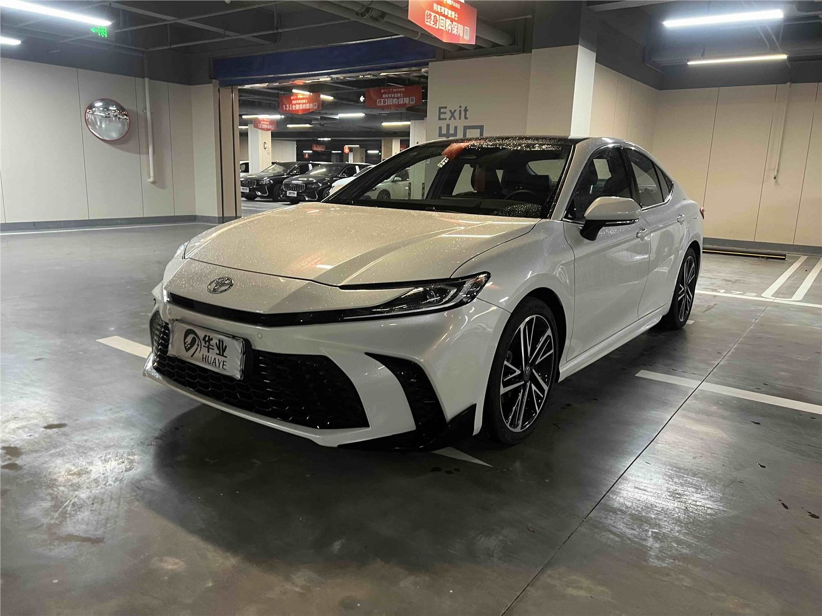 丰田 凯美瑞 2024款 2.0S