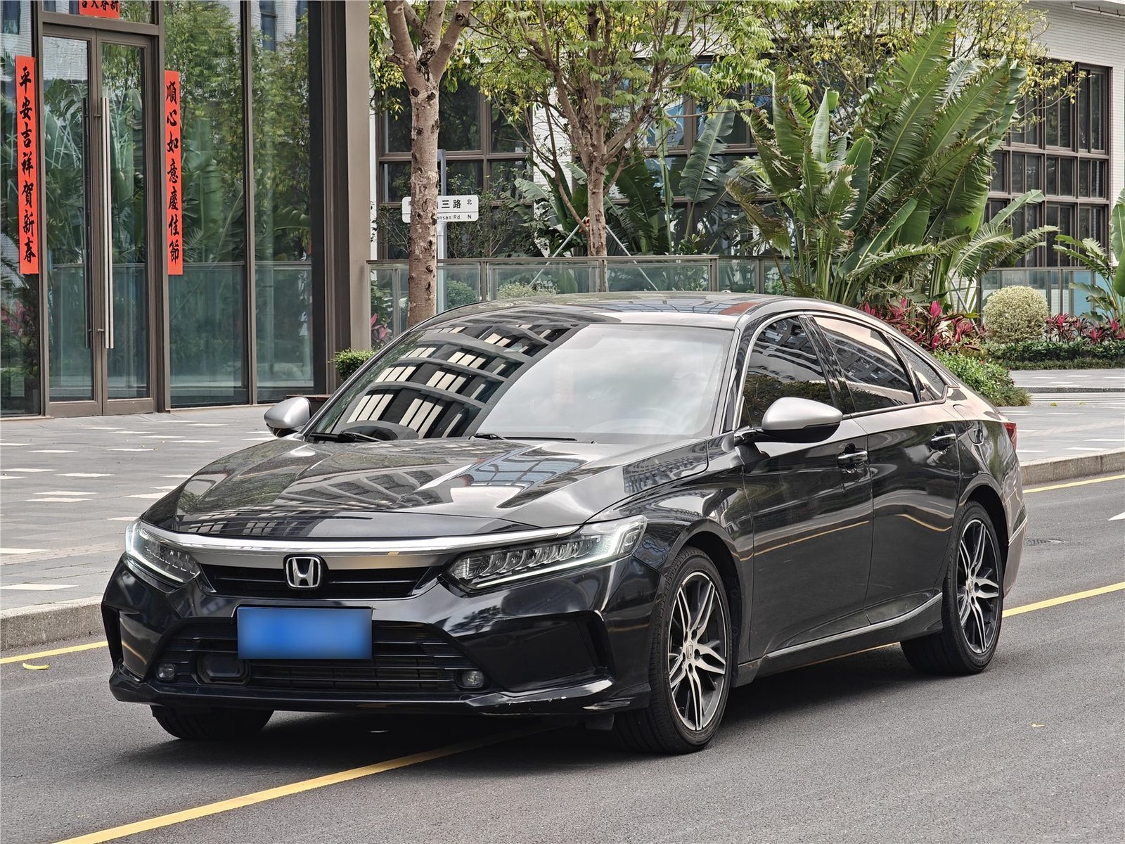 本田 英仕派 2022款 260TURBO 尊贵版